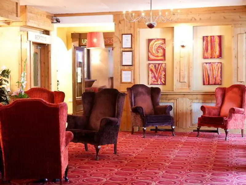 The Mariner, Westport Hotel