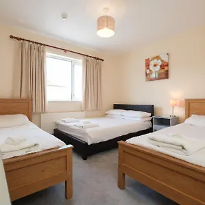 Four Seasons Bed and breakfast