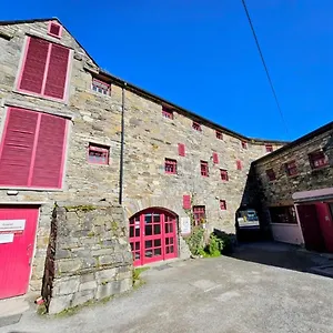  Hostal Old Mill