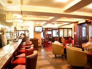 The Mariner, Westport Hotel