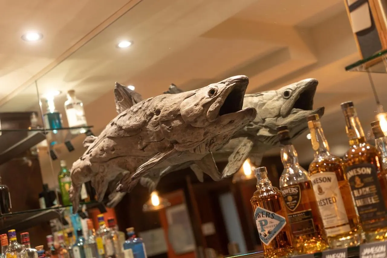 The Mariner, Westport Hotel